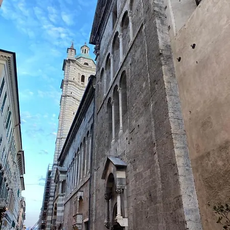 Appartamento Una Colonna In San Lorenzo - Genovainrelax *