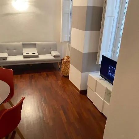 Una Colonna In San Lorenzo - Genovainrelax